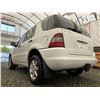 Image 20 : D3 --  2000 MERCEDES ML430 AWD, White, 161166 KM