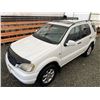 Image 4 : D3 --  2000 MERCEDES ML430 AWD, White, 161166 KM