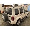 Image 13 : D6 --  2005 JEEP LIBERTY LIMITED 4X4, White, 241565 KM