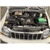 Image 36 : D6 --  2005 JEEP LIBERTY LIMITED 4X4, White, 241565 KM