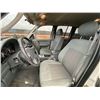 Image 53 : D6 --  2005 JEEP LIBERTY LIMITED 4X4, White, 241565 KM