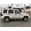 Image 9 : D6 --  2005 JEEP LIBERTY LIMITED 4X4, White, 241565 KM