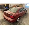 Image 17 : A12F --  2002 PONTIAC GRAND AM SE1, Red, 181651 KM