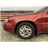 Image 29 : A12F --  2002 PONTIAC GRAND AM SE1, Red, 181651 KM