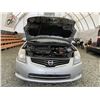 Image 38 : A1 --  2010 NISSAN SENTRA , Silver, 263592 KM  "NO RESERVE"