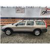 Image 24 : A9 --  2003 VOLVO XC70 AWD, Silver, 256256 KM TMU