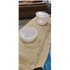 Image 3 : BOX OF PLASTIC CONTAINERS WITH LIDS