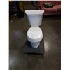 Image 1 : WHITE KOHLER TOILET, COMPLETE GOOD CONDITION