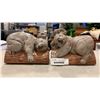 Image 2 : LOT OF ANTIQUE PRESSED GLASS AND CRYSTAL PIECES, SERVING PIECES AND PAIR OF CERAMIC KOALA BOOKENDS