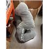 Image 2 : BOX OF PREGNANCY PILLOW YOGA MAT AND CURTAINS