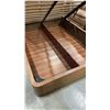 Image 8 : MODERN SOLID WOOD QUEEN SIZE STORAGE BED