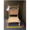 Image 1 : WOOD CARVED CHAIR WITH TWINE