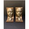 Image 3 : LOT OF 2 BOOK ENDS WITH HUMAN FACE