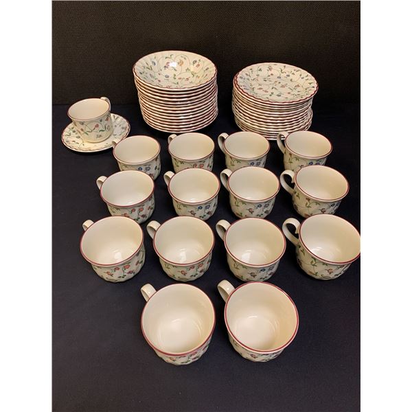 LOT OF PORCELAIN SET-COFFEE CUPS, SMALL PLATES, BOWLS (45 PCS)