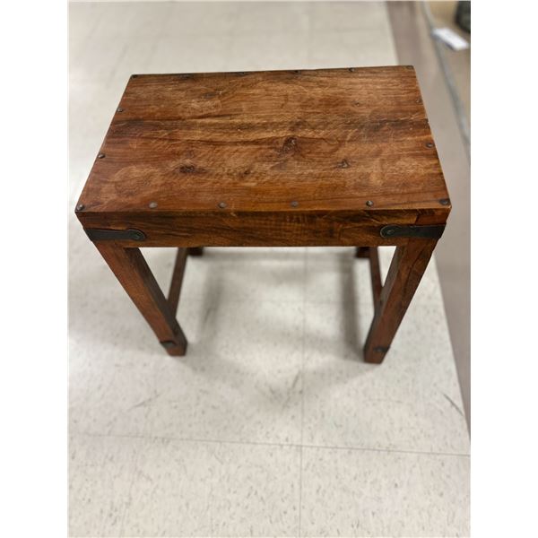 WOODEN SIDE TABLE