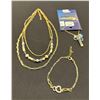 Image 3 : LOT OF 3 ASST JEWEL, 2X NECKLACES, 1 BRACELET (SIMONS)