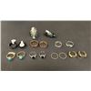 Image 2 : LOT OF 16 RINGS ASST DIFFERENT SIZES