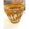 Image 1 : 13" birch bark basket by Clenland from Ambler, Alaska (39)