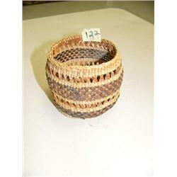 3-1/2" cedar basket (39)