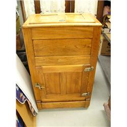 Oak ice box top loader with single door (39)