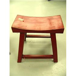 CHOICE ON 2 RED STOOLS h. 18" (300)