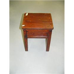 1-drawer lamp table c.1910 h.22" (300)