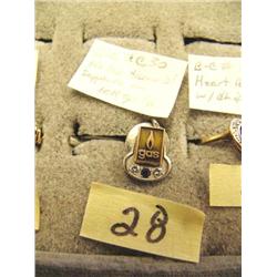 Diamond and sapphire tie-tack with natural gas (27)