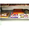 Image 3 : Lot of approx. 13 Pepsi-Cola signs, trays, Pepsi telephone, Pepsi automobile racing miniature helmet