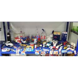 Huge lot of Pepsi-Cola collectibles: approx. 100 pieces: ice picks, vehicles, glasses, small Pepsi m