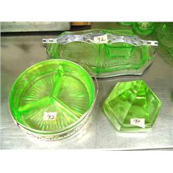Lot of 3 pieces of Vaseline glass: 2 divided trays, paper weight, and square salt dish (39)