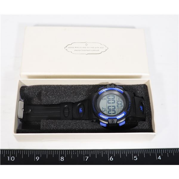 OPEN BOX: WATCH IN BOX