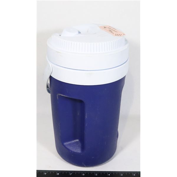 RUBBERMAID TRAVEL DRINK HOLDER