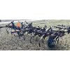 Image 3 : INTERNATIONAL CULTIVATOR - 14 FOOT - W/ FINGER HARROWS