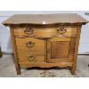 Image 1 : OAK WASHSTAND 