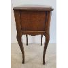 Image 5 : MANDEL BROTHERS VENEER MAHOGANY BEDSIDE TABLE 