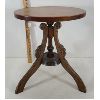 Image 1 : WORMY OAK EASTLAKE STYLE PEDESTAL TABLE