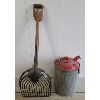Image 4 : LOT OF 2 - CPR GAS CAN & PRIMITIVE COAL SHOVEL