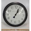 Image 1 : GLENMONT CLOCK CO BATTERY OP WALL CLOCK