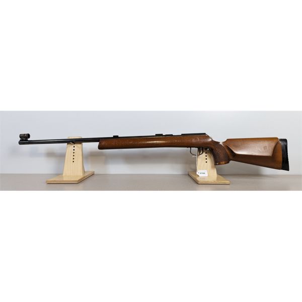 SAVAGE ANSCHUTZ MODEL 66 IN .22 LR 