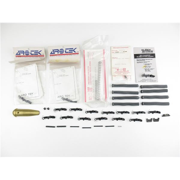 ASSORTED GLOCK PISTOL PARTS LOT