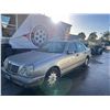 Image 4 : 1997 Mercedes-Benz E-Class