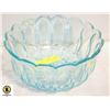 Image 1 : VINTAGE AQUA GLASS BOWL