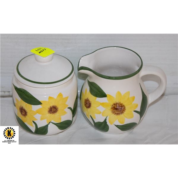 SUNFLOWERS' MOTIF CREAM AND SUGAR SET