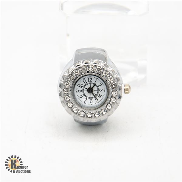 #649-BRAND NEW SILVER TONE FINGER WATCH WITH