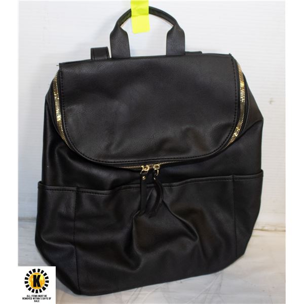 BLACK BACKPACK PURSE