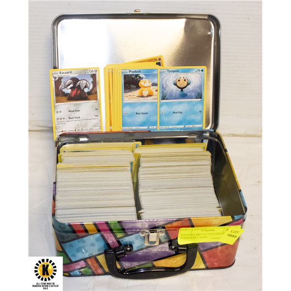VINTAGE METAL LUNCHBOX FULL POKEMON CARDS