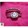 Image 1 : WOMEN'S ZIRCON 2 RING SET SIZE 8