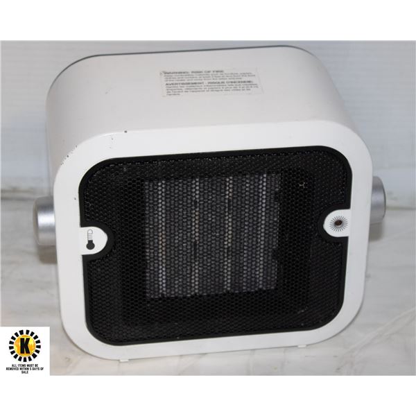 MAINSTAYS WHITE 1500WATT CERAMIC HEATER