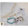 Image 1 : TURQUOISE AND PEARL BRACELETS WITH FAUX OTHER