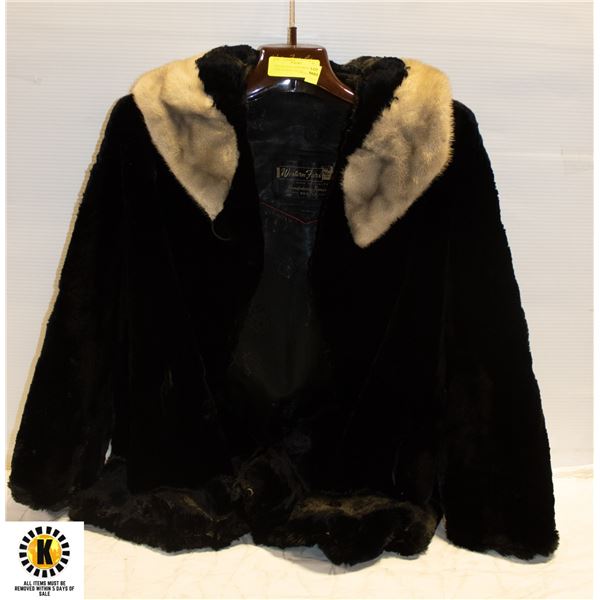 VINTAGE FUR JACKET BY WESTERN FURS WOMENS SIZE XS-